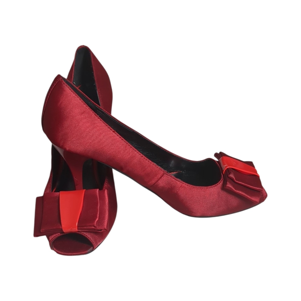 Elegant Red Satin Peep-Toe Heels with Bow Size 8.5 /39